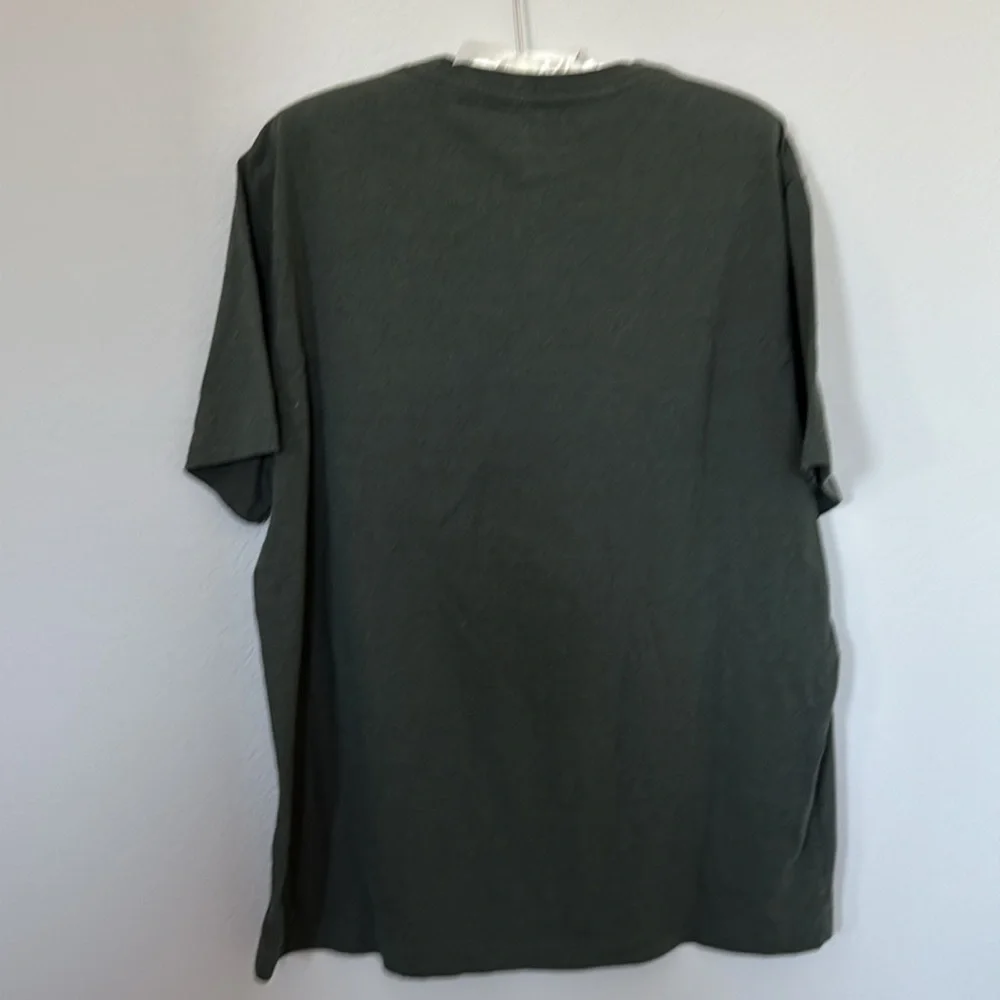 Banana Republic Dark‎ Green Graphic Tee XL